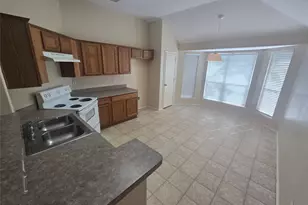 6622 Fairglen Dr, Arlington, TX 76002 - Photo 2