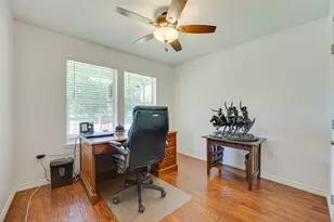 5935 Wall Ave, Haltom City, TX 76117 - Photo 16