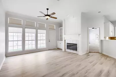 8622 Forest Glen Drive, Irving, TX 75063 - Photo 6