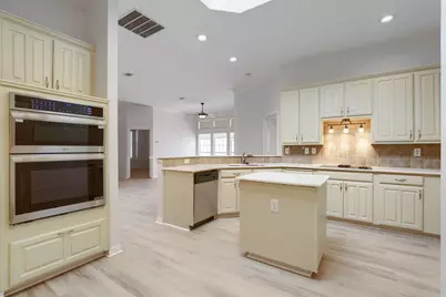 8622 Forest Glen Drive, Irving, TX 75063 - Photo 20