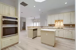 8622 Forest Glen Dr, Irving, TX 75063 - Photo 20