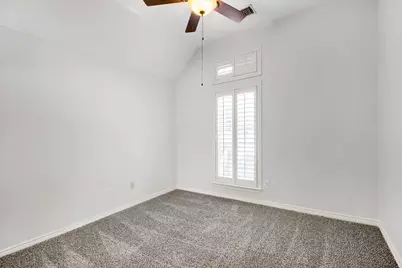 8622 Forest Glen Drive, Irving, TX 75063 - Photo 10