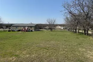 167 Blue Sky Ln, Springtown, TX 76082 - Photo 30