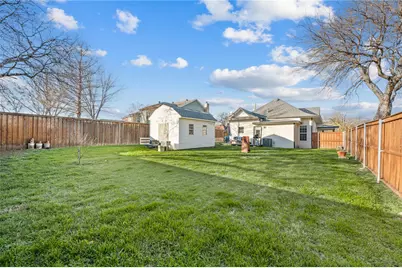 300 Lamar Street, Roanoke, TX 76262 - Photo 24