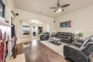 8121 Rock Elm Rd, Fort Worth, TX 76131 - Photo 6