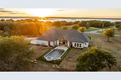 217 E Bay Drive, Bridgeport, TX 76426 - Photo 34