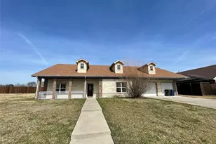 4805 Kelso Ln, Garland, TX 75043 - Photo 2