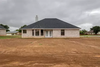 1607 W College Street, Jacksboro, TX 76458 - Photo 24