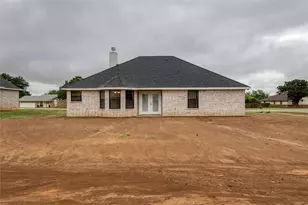 1607 W College St, Jacksboro, TX 76458 - Photo 24