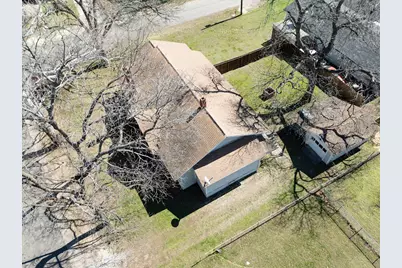 200 Dewitt Street, Collinsville, TX 76233 - Photo 30