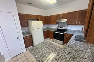 301 Spanish Moss Dr, Arlington, TX 76018 - Photo 10