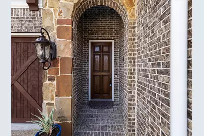 3504 Ashley Gardens, The Colony, TX 75056 - Photo 4