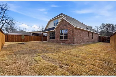 2315 Colony Court, Dallas, TX 75235 - Photo 30