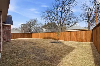 2315 Colony Court, Dallas, TX 75235 - Photo 28