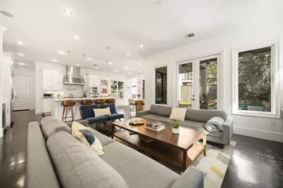 6713 Lake Circle Drive, Dallas, TX 75214 - Photo 10