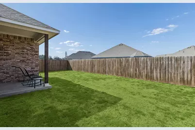 388 N Montague Street, Pilot Point, TX 76258 - Photo 24