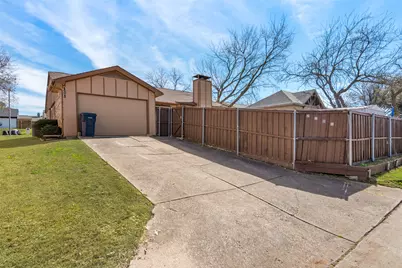 2101 High Bluff Drive, Garland, TX 75041 - Photo 22