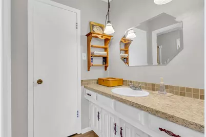 121 Falcon Lane, Hillsboro, TX 76645 - Photo 14