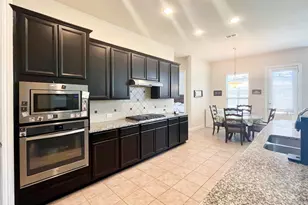 1236 Ponca St, Carrollton, TX 75010 - Photo 6