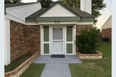 737 Denmark Drive, Mesquite, TX 75149 - Photo 1