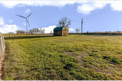 1727 Lcr 124, Mount Calm, TX 76673 - Photo 32