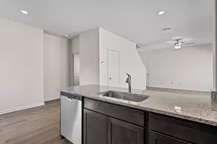 8421 White Wolf Trl, Ponder, TX 76259 - Photo 2