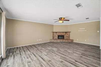 4901 Ward Drive, The Colony, TX 75056 - Photo 6