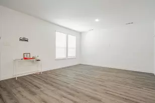 537 Parkside Dr, Argyle, TX 76226 - Photo 4