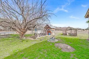 6946 E Interstate 30, Campbell, TX 75422 - Photo 24