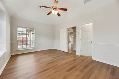 1438 Wellesley Drive, Lewisville, TX 75067 - Photo 10