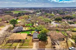 405 SW Rand Dr, Burleson, TX 76028 - Photo 28