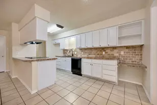 821 Timberoaks Dr, Azle, TX 76020 - Photo 12