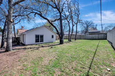 821 Timberoaks Drive, Azle, TX 76020 - Photo 34