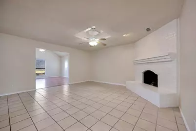 821 Timberoaks Drive, Azle, TX 76020 - Photo 4