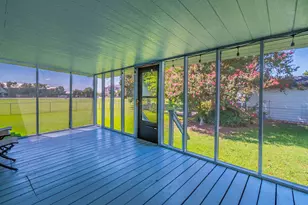 203 Harbor View Ct, Granbury, TX 76048 - Photo 20