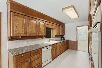 3820 Walton Avenue, Fort Worth, TX 76133 - Photo 10