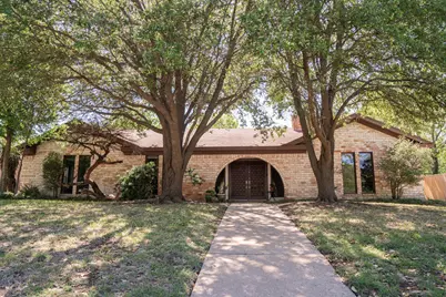 3300 Loma Vista Drive, Waco, TX 76708 - Photo 1