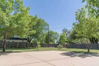 3300 Loma Vista Drive, Waco, TX 76708 - Photo 38
