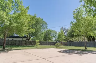 3300 Loma Vista Dr, Waco, TX 76708 - Photo 38