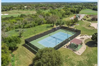 7101 Royal Birkdale Drive, Cleburne, TX 76033 - Photo 20