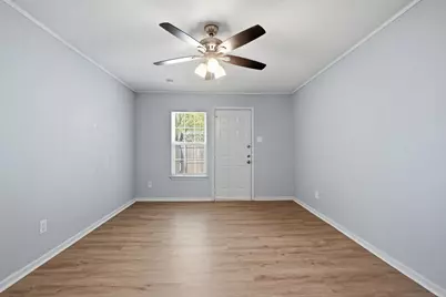 233 Creek Cove Drive, Dallas, TX 75217 - Photo 10