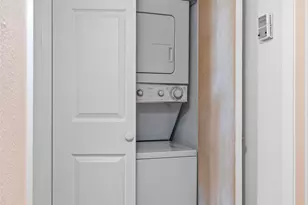 5904 Sandhurst Ln, Dallas, TX 75206 - Photo 14