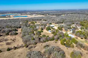 374 Hideaway Ln, Valley View, TX 76272 - Photo 36