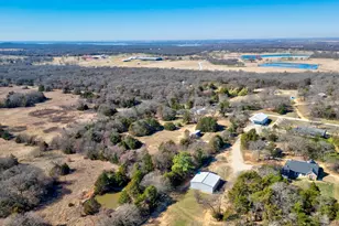 374 Hideaway Ln, Valley View, TX 76272 - Photo 38