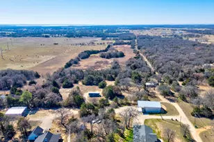 374 Hideaway Ln, Valley View, TX 76272 - Photo 40