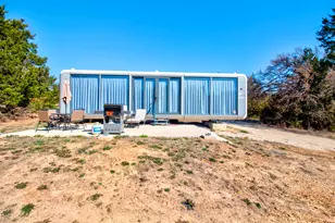 374 Hideaway Ln, Valley View, TX 76272 - Photo 16