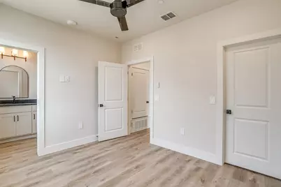 408 Foch Street #303, Fort Worth, TX 76107 - Photo 12