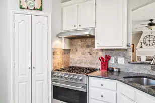 3809 Welwyn Way Dr, Bedford, TX 76021 - Photo 16