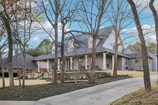 3809 Welwyn Way Dr, Bedford, TX 76021 - Photo 2