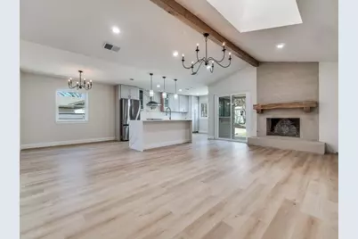 9008 Flicker Lane, Dallas, TX 75238 - Photo 6